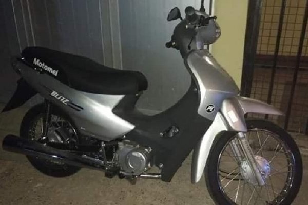 Tras el insólito hecho, recuperaron la moto robada de la Comisaría Octava
