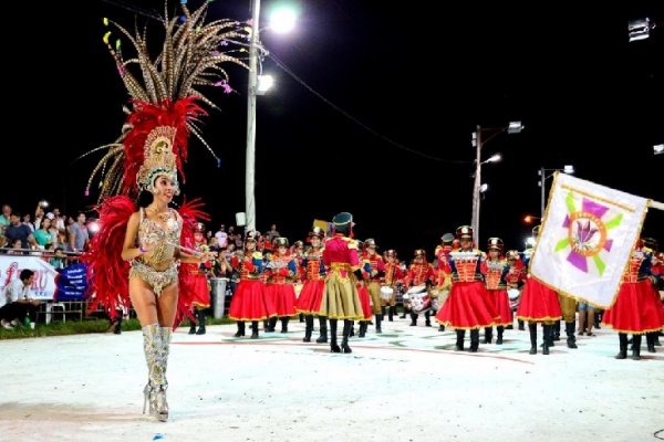 Porambá abre la tercera noche de carnavales de Bella Vista