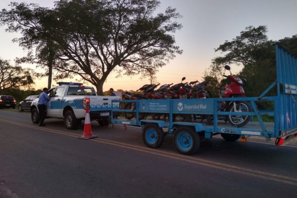 La Policía, demoró a varias personas y secuestró motocicletas sin documentaciones