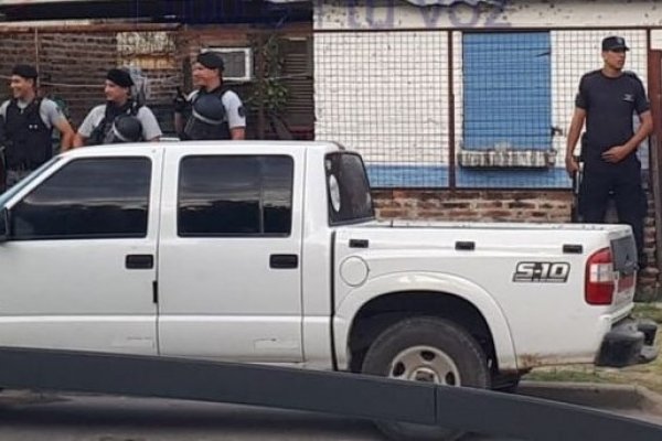 Se llevó adelante allanamientos en distintos barrios de la capital correntina