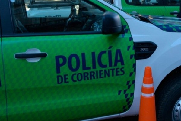 Auto cargado de droga volcó tras una cinematográfica persecución en Corrientes