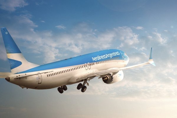 Aerolíneas Argentinas anunció la incorporación de más vuelos para Corrientes