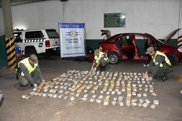 Viajaban hacia Itatí con 69 kilos de marihuana en automóvil