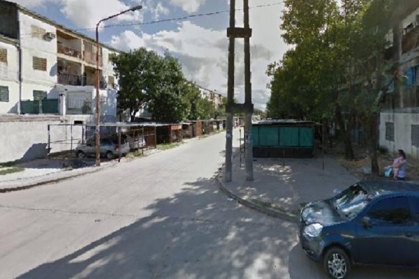 Dos hombres quedaron filmados tras pasar a los tiros por una vivienda en barrio de Corrientes
