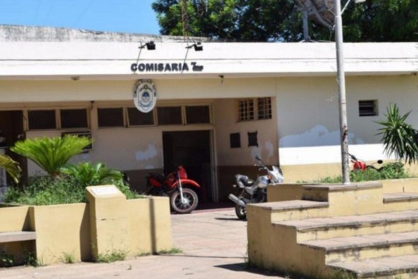 Corrientes: Hombre detenido por salir de su casa e intentar atacar a otro con un machete