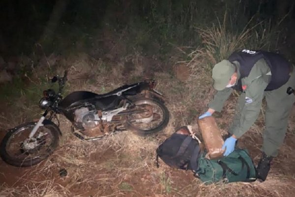 Misiones: Detienen a un motociclista con 17 kilos de marihuana