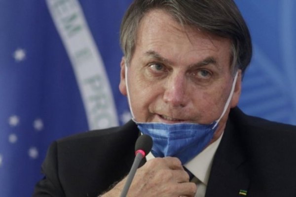 Horacio Verbitsky reveló que un alto militar se hizo cargo del gobierno de Brasil