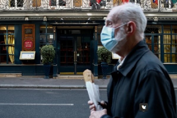 Polémica en Francia por el confinamiento de mayores de 65 años por tiempo indeterminado: Es un arresto domiciliario