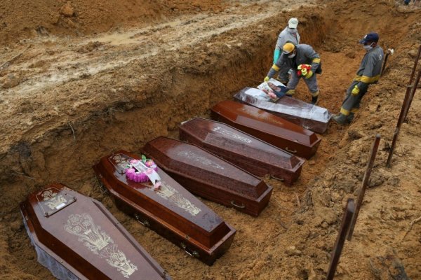 VIDEO| Brasil supera las 10.500 muertes tras registrarse 730 decesos en las últimas 24 horas