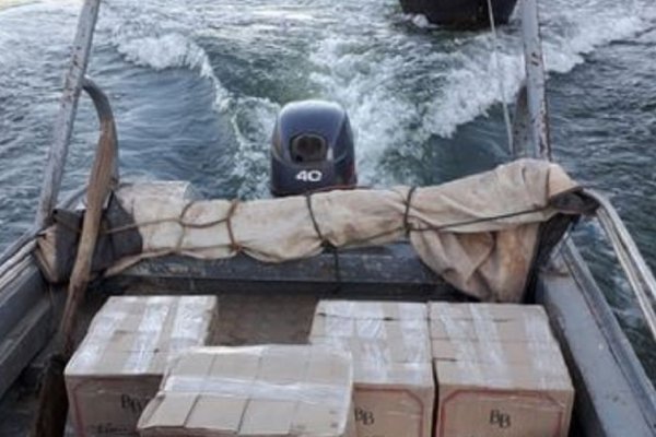 Denuncian incremento de contrabando de productos por el río Paraná durante la cuarentena