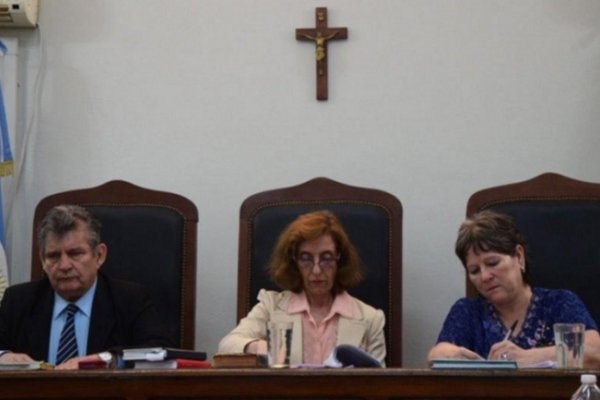 Condenaron a changarín a 10 años de prisión por violar a su hijastra