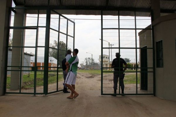 Corrientes: Denuncian por presunto abuso sexual a una autoridad del Penal 6