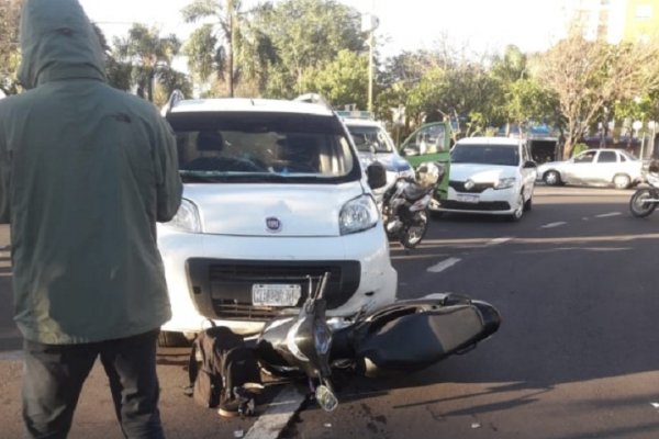 Mujer con graves heridas al ser atropellada en la Rotonda de Poncho Verde