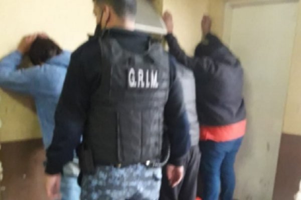 Más detenidos por no usar barbijos y falta de documentación