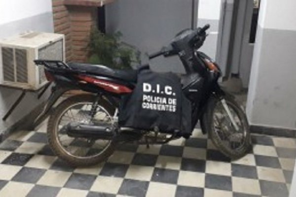 Recuperan moto robada