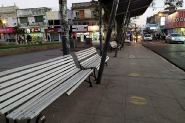 Hubo un principio de acuerdo y analizan levantar el paro de choferes de colectivos