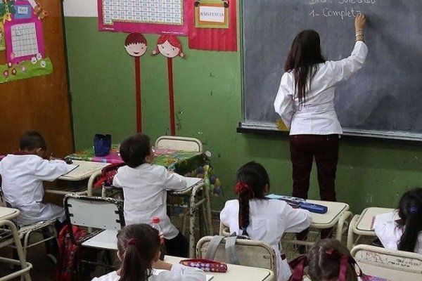 Corrientes y otras 8 provincias volverían gradualmente a clases presenciales en agosto