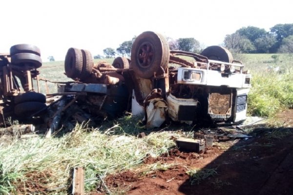 Camionero murió al volcar por la Ruta Provincial Nº 39