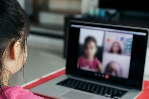 Alumnos y docentes correntinos pueden acceder sin costo a las plataformas educativas en Internet