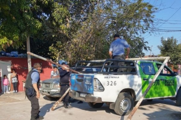 Partido de fúbtol terminó con 37 detenidos y la policía volvió a secuestrar los arcos