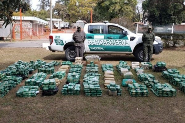 El impresionante cargamento de hojas de coca incautado por la Gendarmería