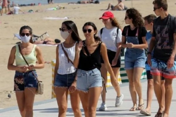 Francia le pide a su gente que no viaje a Cataluña por el rebrote de coronavirus