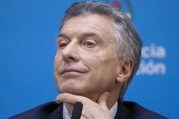 Internaron a Mauricio Macri por un polipo en el intestino