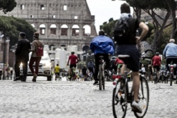 Italia confirma 231 nuevos casos y otros ocho fallecimientos, todos en Lombardía