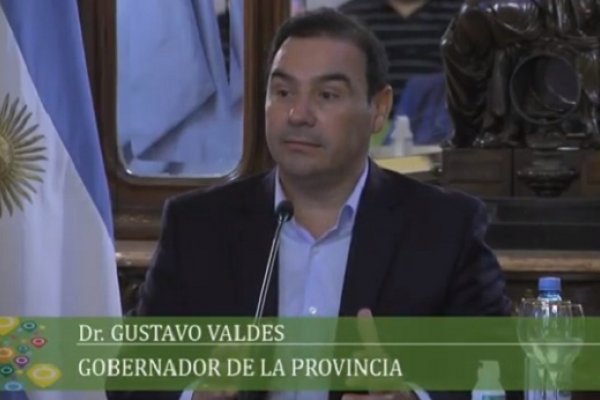 Pandemia: Valdés destacó la entrega de respiradores en Corrientes