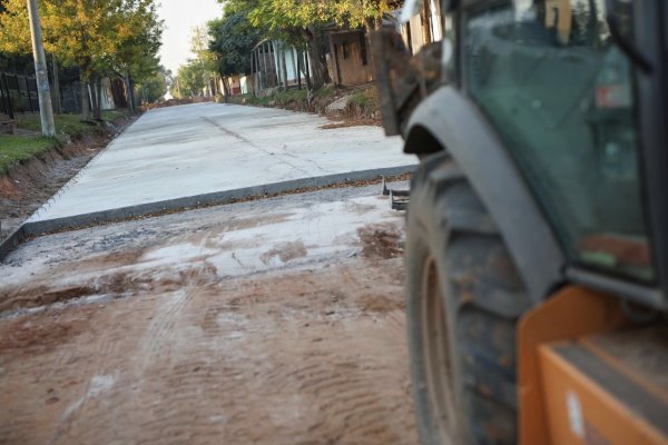 Valdés recorrió obras de infraestructura en Berón de Astrada