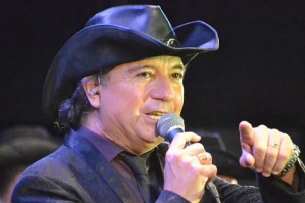 Falleció Carlitos Márquez, cantante de Los Forasteros