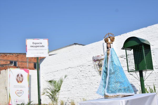 Donde antes había un basural inauguraron una glorieta de la Virgen