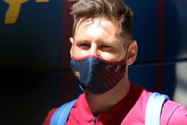 Lionel Messi interrumpió sus vacaciones para tener una reunión de urgencia con Ronald Koeman: ¿se va del Barcelona?