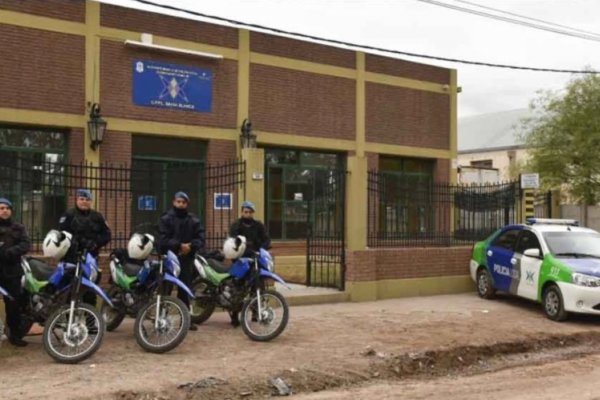 Allanan el Comando de patrullas de la Bonaerense en Bahía Blanca