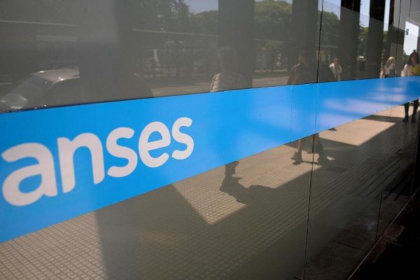 ANSES: Este martes continúa el pago se pensiones no contributivas