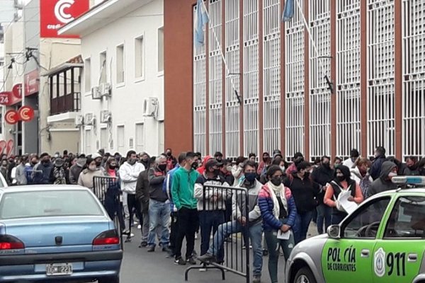 Banco Nación: Preocupa la aglomeración de personas