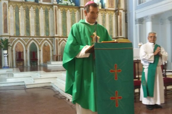 Monseñor Canecín renovó su gratitud a la vida consagrada
