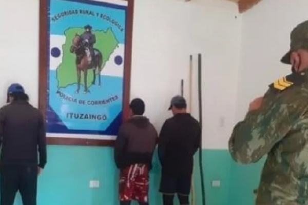 Ituzaingó: Demoraron a tres hombres con armas para faenas
