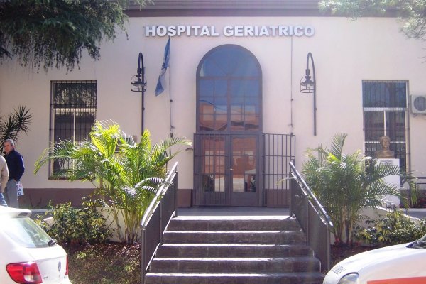 Corrientes: El Hospital Geriátrico restringe actividades por tres casos de Coronavirus