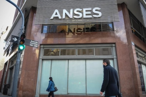 Compra de dólares: Anses ya activó un link para saber quiénes están inhabilitados