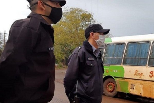 Trabaja en Corrientes y la mujer vive en Misiones: No puede verla desde el inicio de la cuarentena