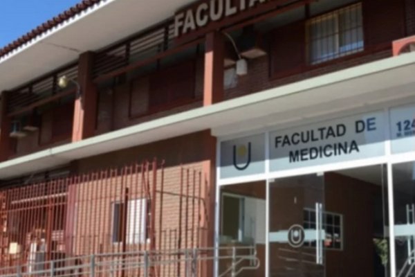 La Facultad de Medicina habilitó una página web para teleconsultas