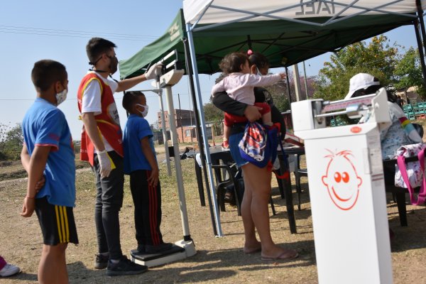 Las delegaciones móviles llegaron a los vecinos del barrio Serantes