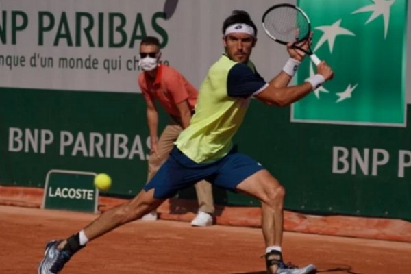 El correntino Leo Mayer quedó eliminado de la clasificación de Roland Garros