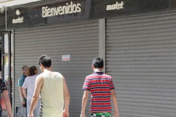 Cerraron Carrefour por dos casos de Coronavirus