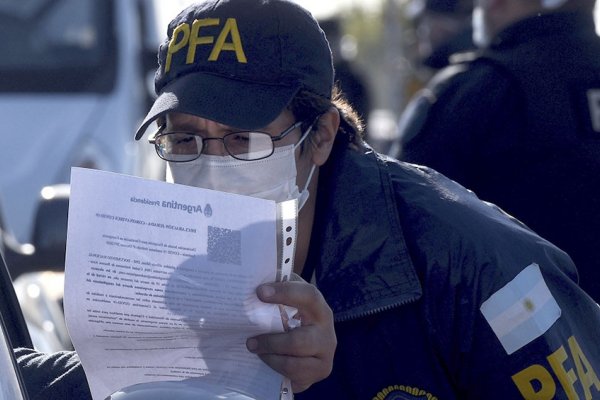 Las provincias acentúan los controles viales y los protocolos sanitarios por el fin de semana largo