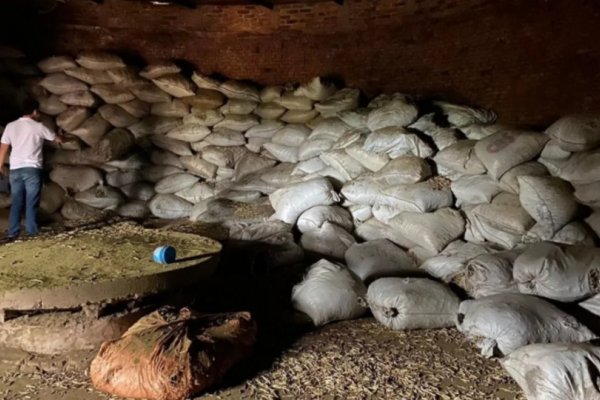 Incautaron el traslado de 90 toneladas de sub productos de la yerba