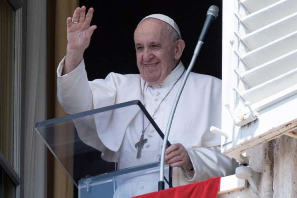El Papa pide a la Iglesia no apoltronarse en la evangelización sino abrir las puertas