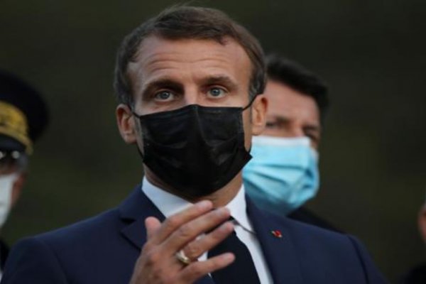 Macron decretó el toque de queda en París y en otras ciudades