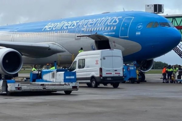 Meoni anunció el regreso de vuelos de cabotaje y transporte de larga distancia